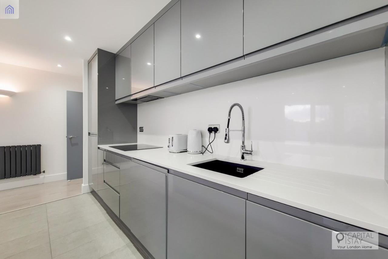 Free Parking - Stylish Three Bedroom Apartment By London Excel Exterior foto